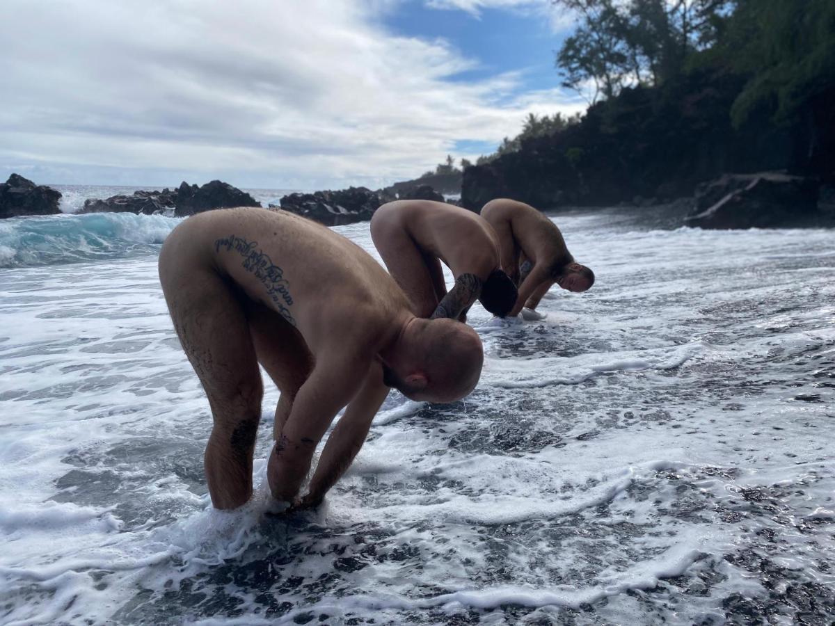 PahoaKehena Mauka Nui Club Lgbtqia+ Clothing Optional住宿加早餐旅馆 外观 照片